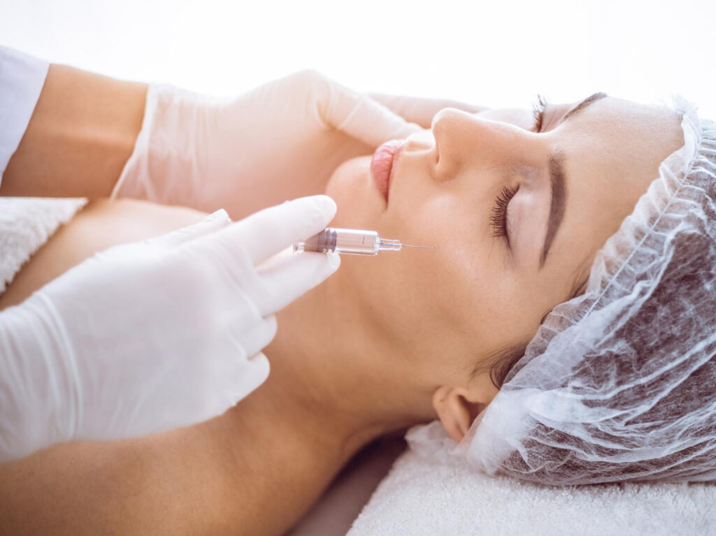Ácido hialurónico vs. botox ¿qué tratamiento es mejor para rejuvenecer tu rostro