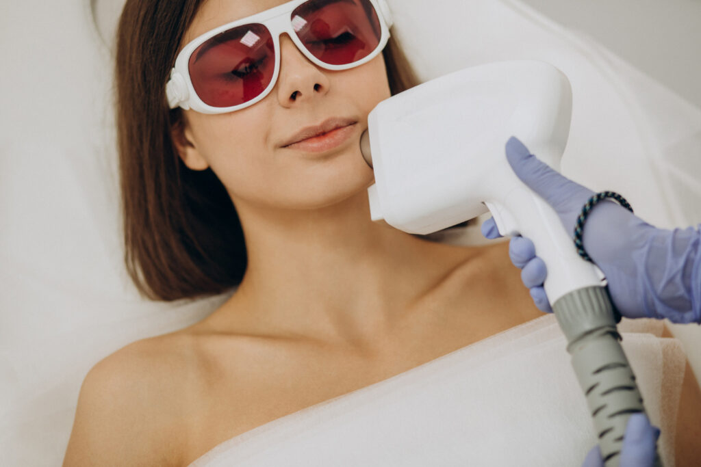 Alma Láser El tratamiento no invasivo que revoluciona la estética facial y corporal